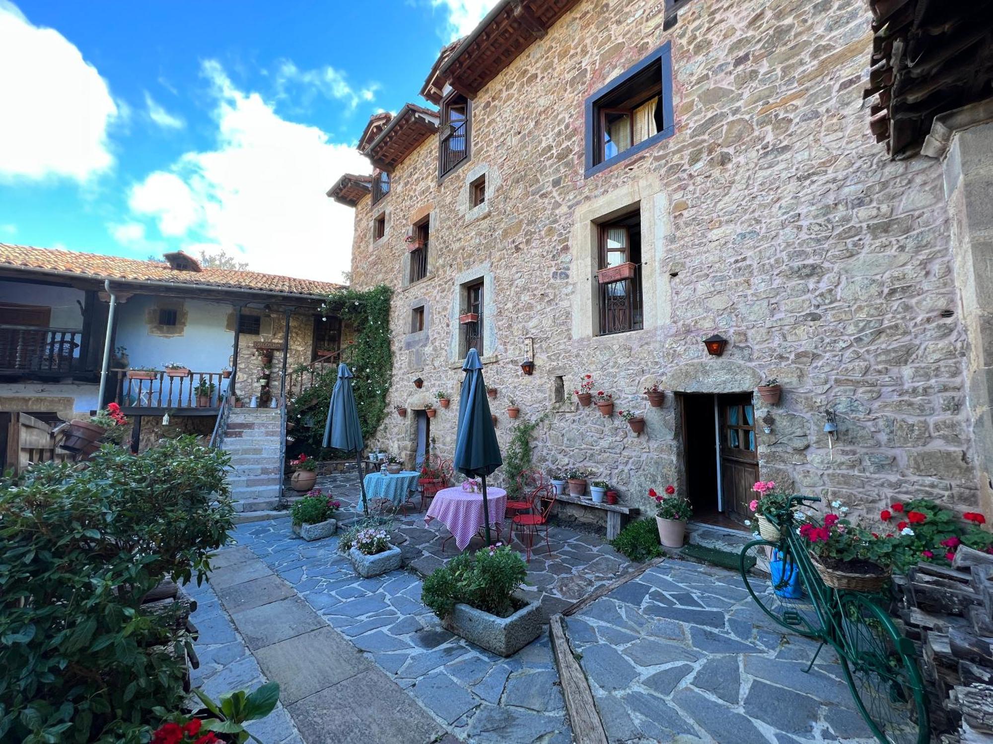 Posada La Trebede Перросо Экстерьер фото