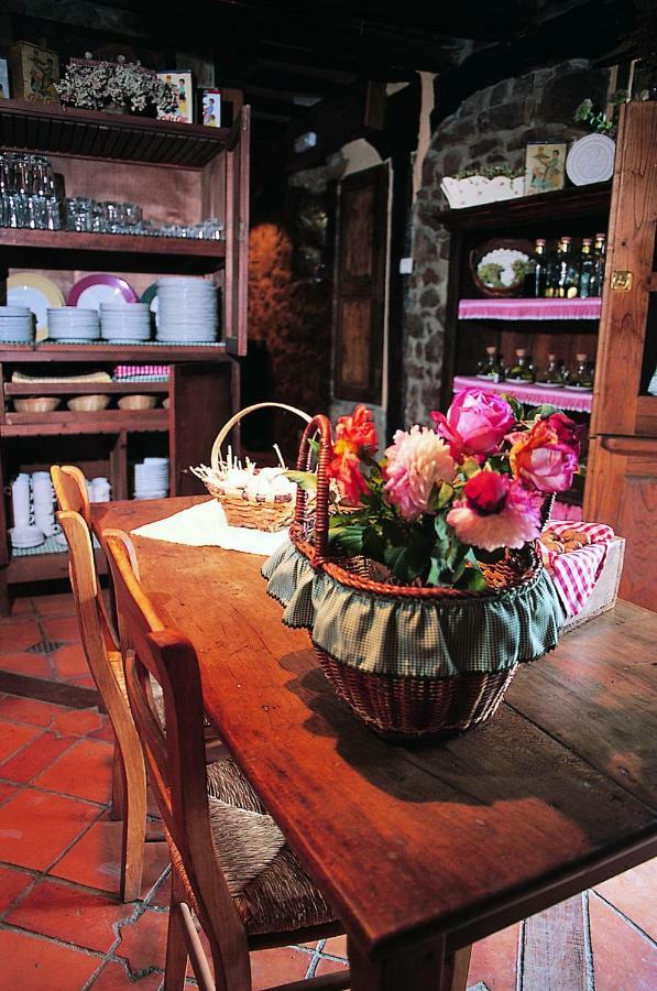 Posada La Trebede Перросо Экстерьер фото