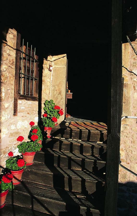 Posada La Trebede Перросо Экстерьер фото